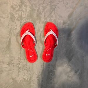 Nike flip flops